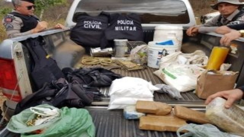 policias localizam laboratorio de refino de cocaina no sertao